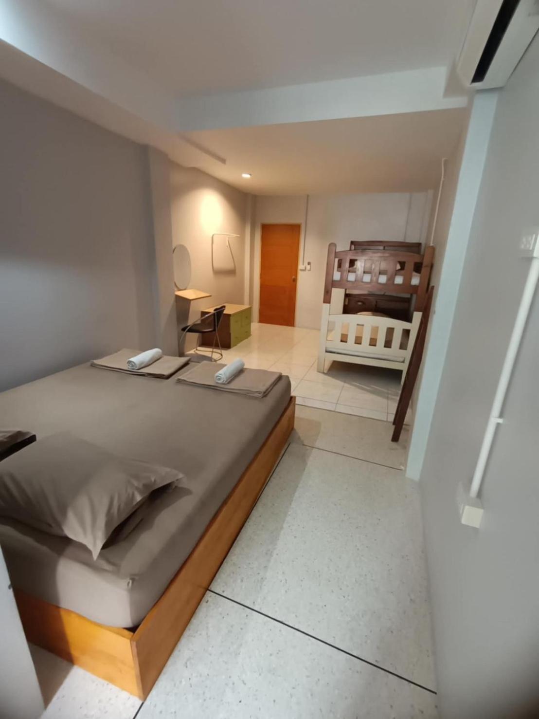 Ler Hostel 65 Чавенг Бийч Екстериор снимка