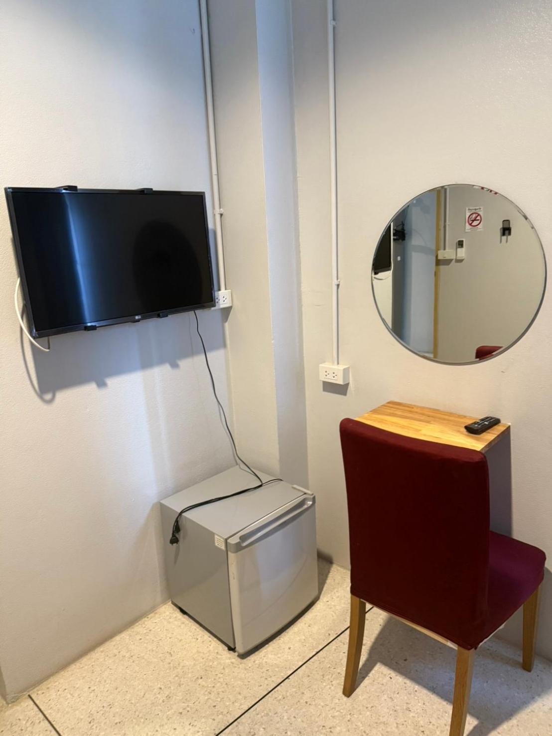 Ler Hostel 65 Чавенг Бийч Екстериор снимка