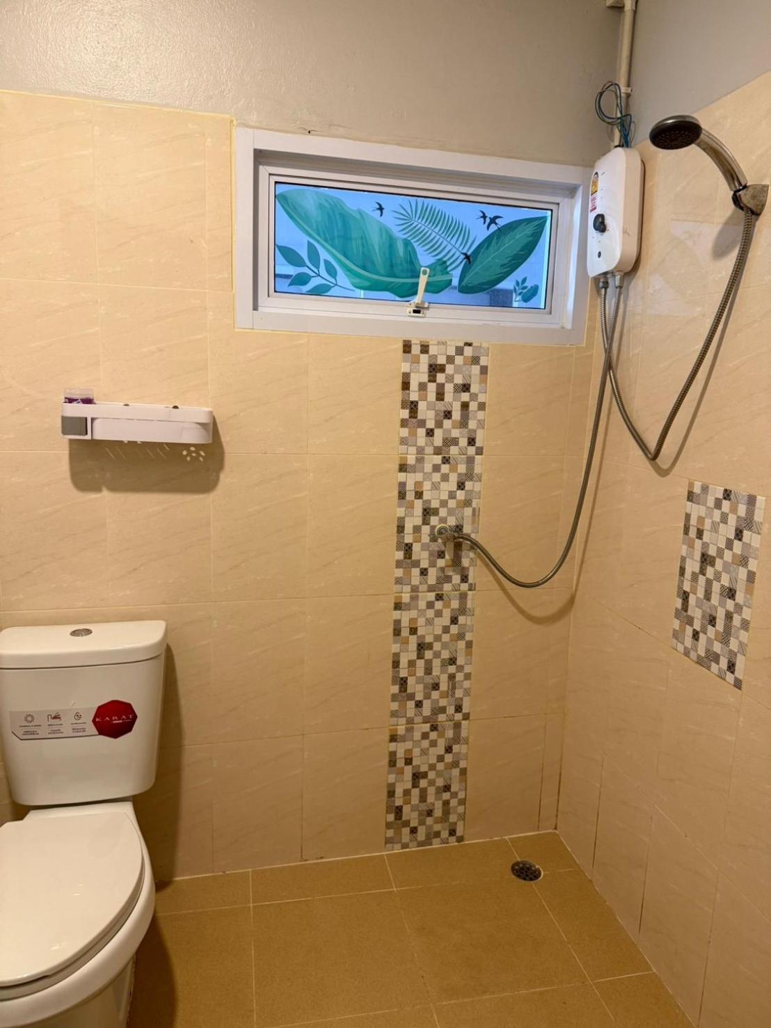 Ler Hostel 65 Чавенг Бийч Екстериор снимка