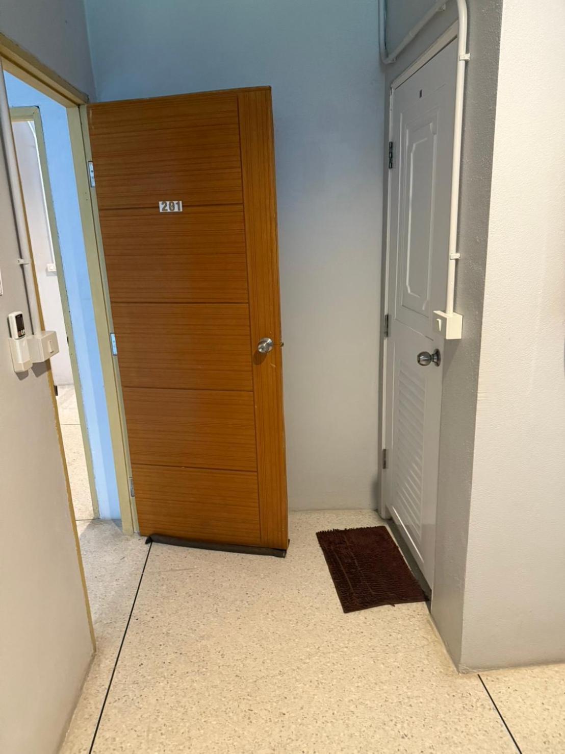 Ler Hostel 65 Чавенг Бийч Екстериор снимка