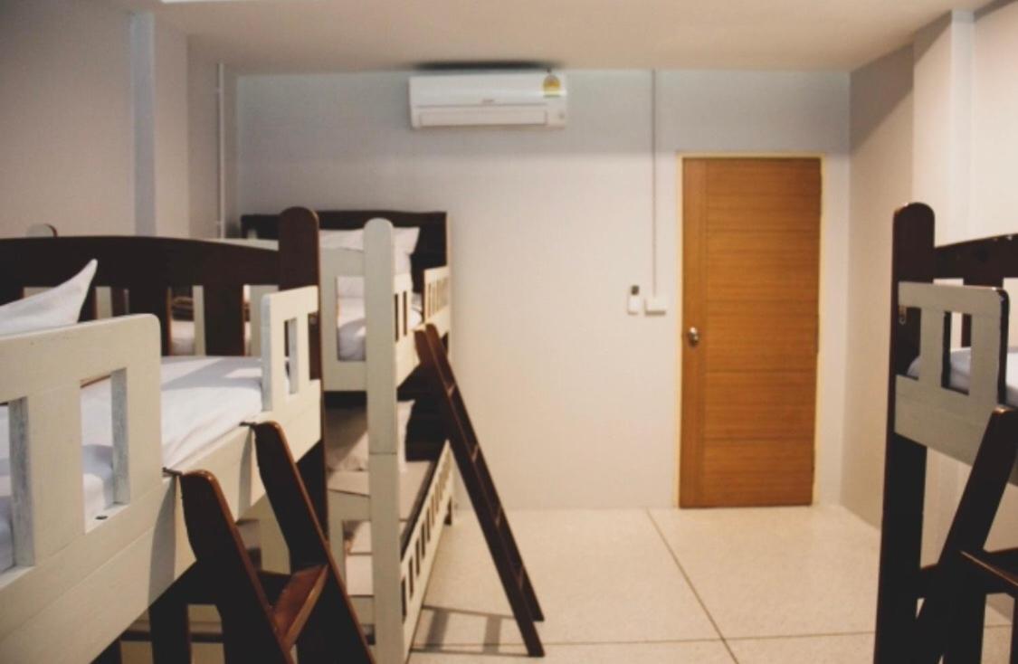 Ler Hostel 65 Чавенг Бийч Екстериор снимка