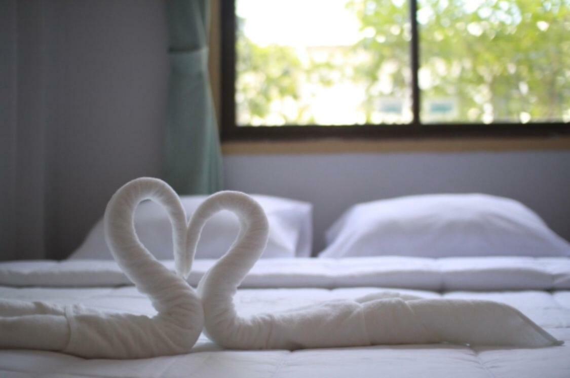 Ler Hostel 65 Чавенг Бийч Екстериор снимка