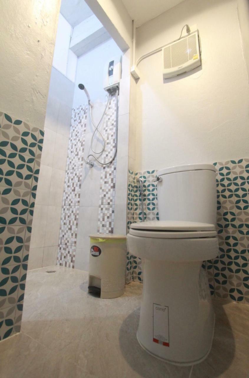Ler Hostel 65 Чавенг Бийч Екстериор снимка