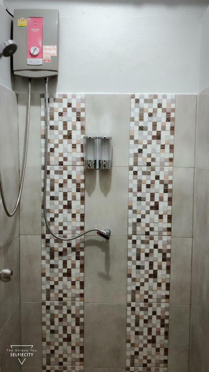 Ler Hostel 65 Чавенг Бийч Екстериор снимка